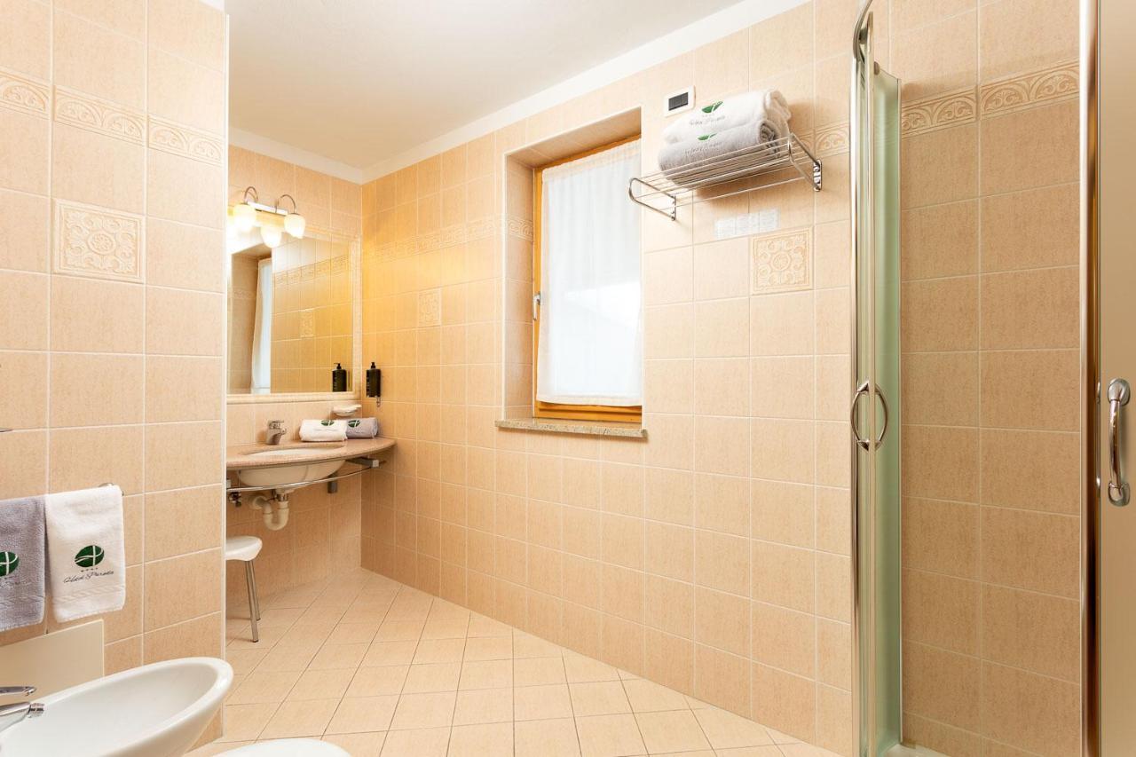 Hotel Pareda Канацеи Экстерьер фото