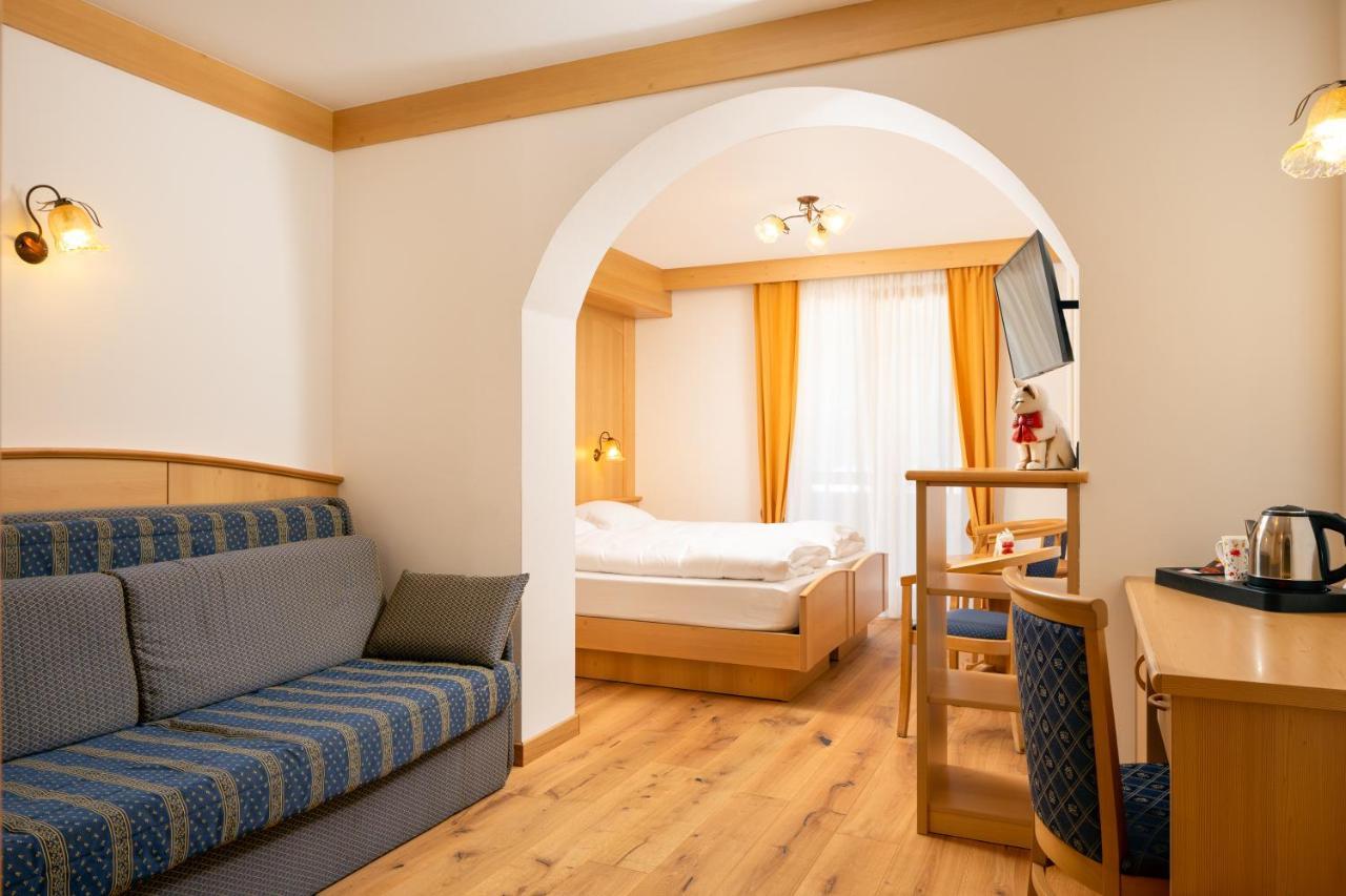 Hotel Pareda Канацеи Экстерьер фото